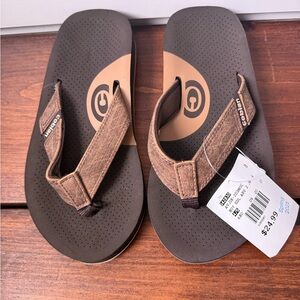 Cobian NWT Brown Boys Flip Flops size 4/5